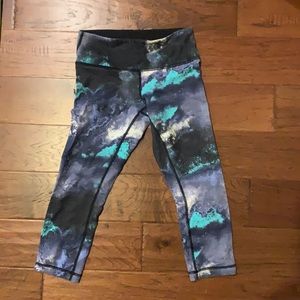 Lululemon wunder under. RARE. Coveted denim Luon fabric. Size 4. Great condition